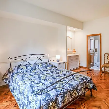 3 Bedroom Awesome In